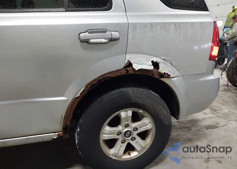 2005 Kia Sorento Ex/Lx from USA, damaged, VIN KNDJC733955404273